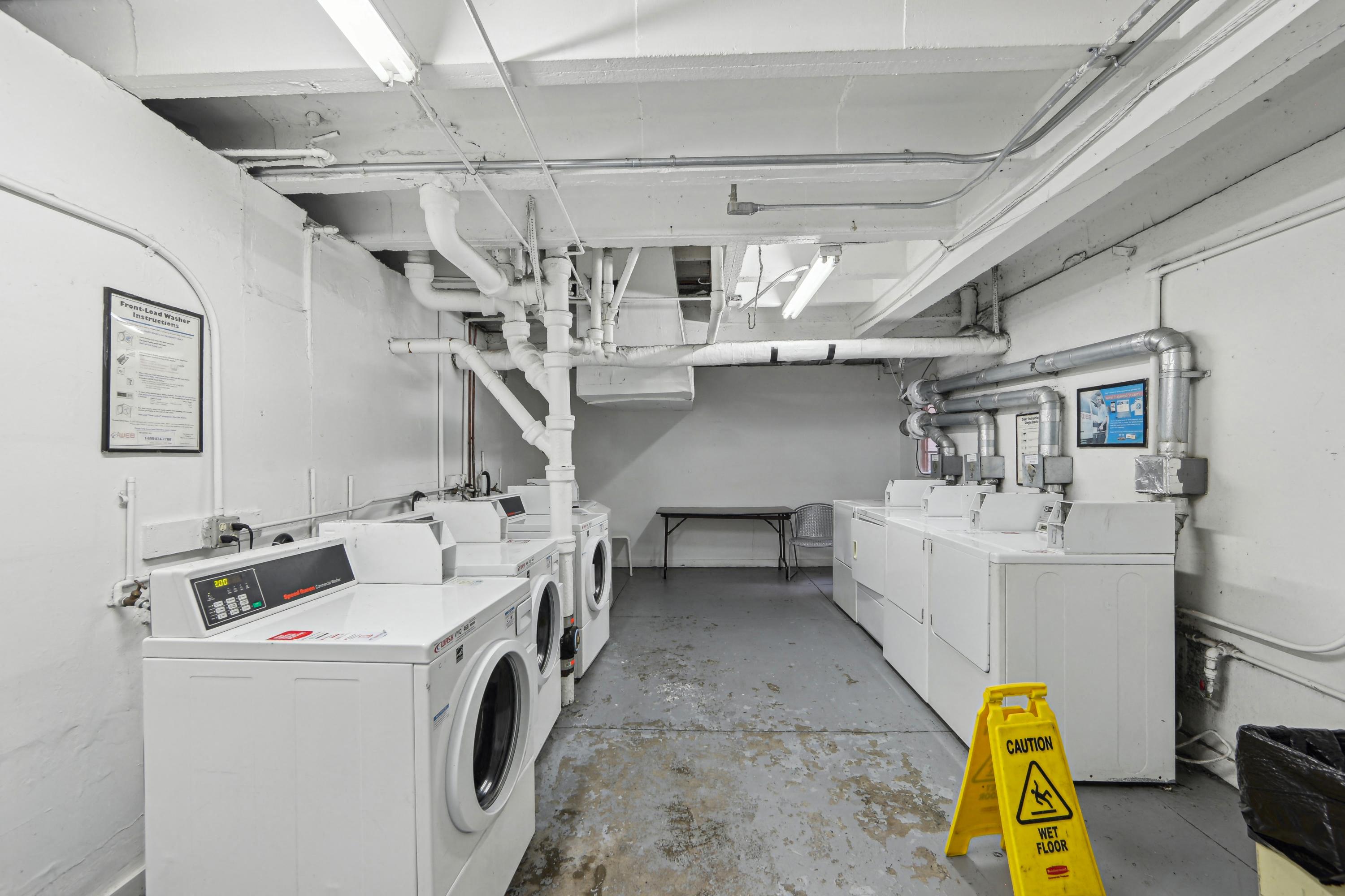 676 Geary Street Rentals photo 2